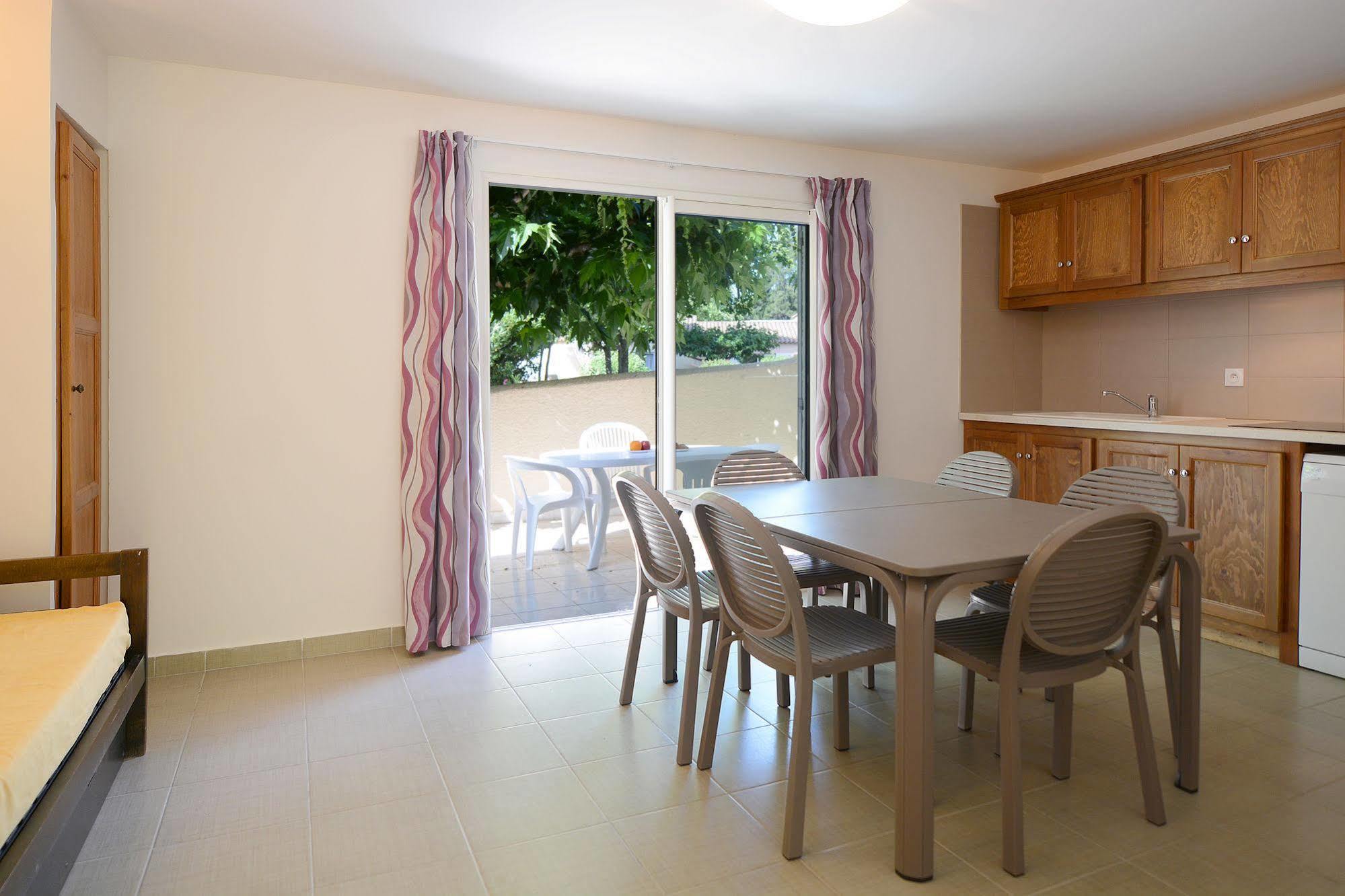 Marina Doru Villa Ghisonaccia Exterior foto